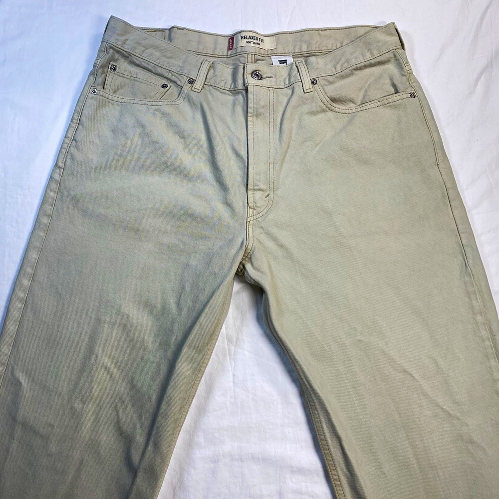 Levi's 550 Relaxed Fit Straight Leg Jeans Beige Denim Light Wash 5-Pocket
